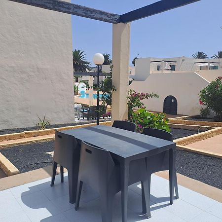 Homeforguest Apartamento 15 Con Terraza Y Piscina En คอร์ราเลโฮ ภายนอก รูปภาพ