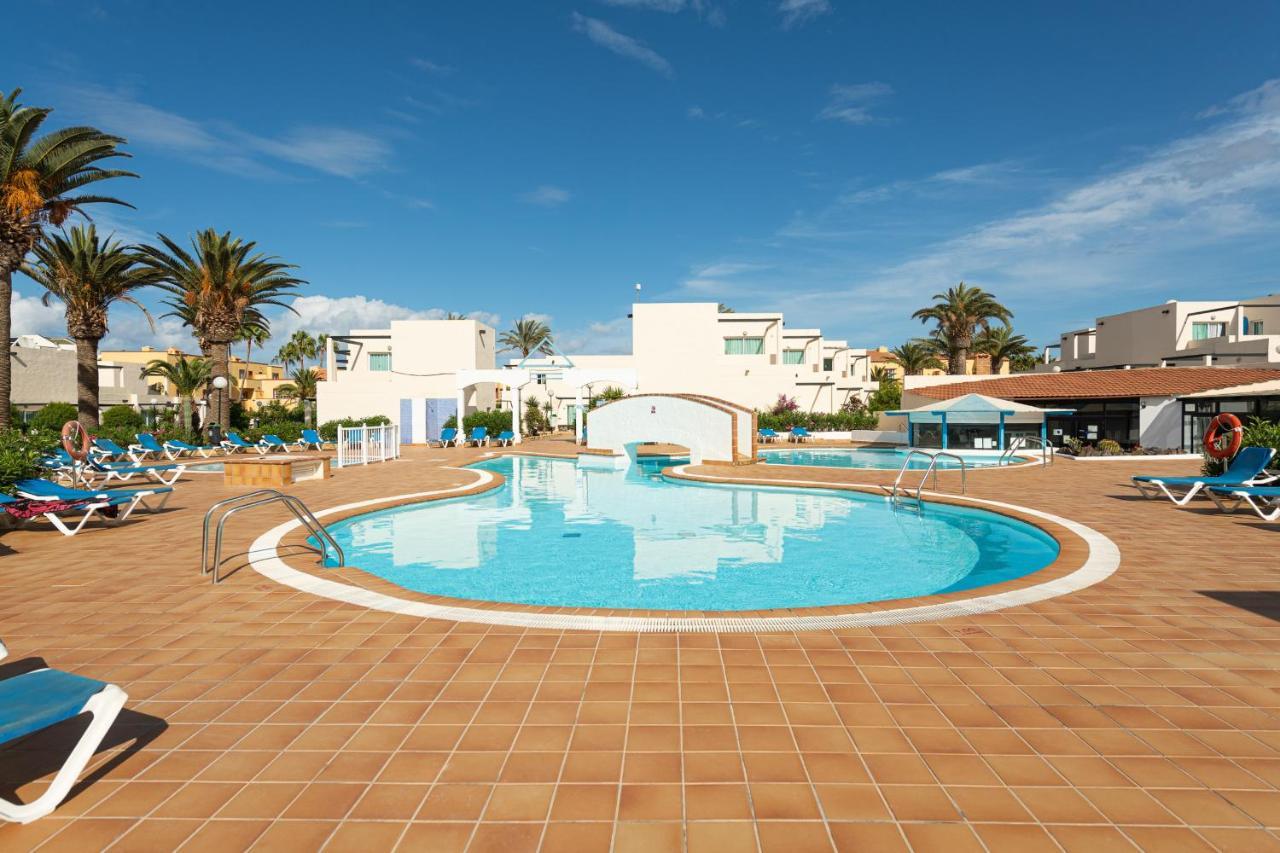Homeforguest Apartamento 15 Con Terraza Y Piscina En คอร์ราเลโฮ ภายนอก รูปภาพ