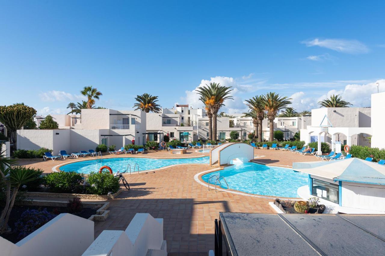 Homeforguest Apartamento 15 Con Terraza Y Piscina En คอร์ราเลโฮ ภายนอก รูปภาพ