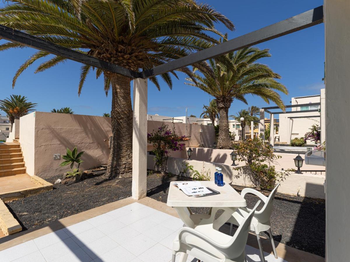 Homeforguest Apartamento 15 Con Terraza Y Piscina En คอร์ราเลโฮ ภายนอก รูปภาพ