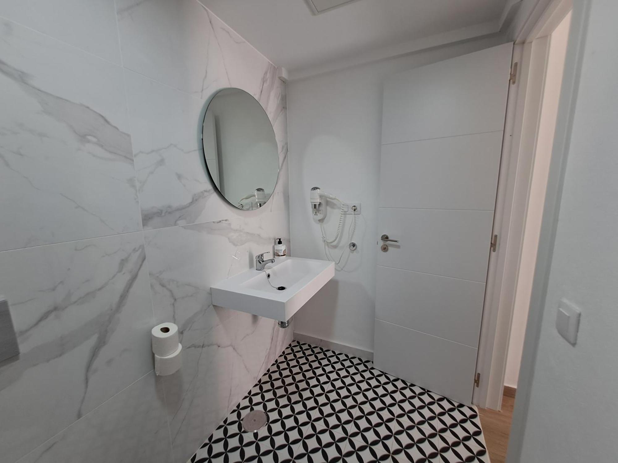 Homeforguest Apartamento 15 Con Terraza Y Piscina En คอร์ราเลโฮ ภายนอก รูปภาพ