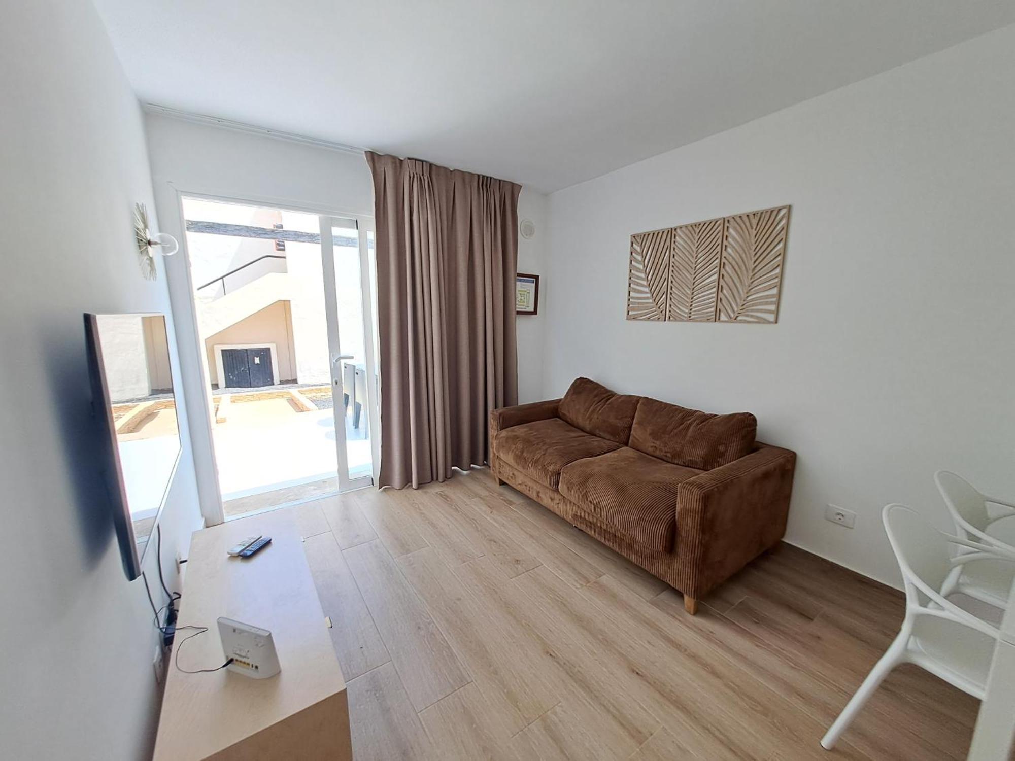 Homeforguest Apartamento 15 Con Terraza Y Piscina En คอร์ราเลโฮ ภายนอก รูปภาพ
