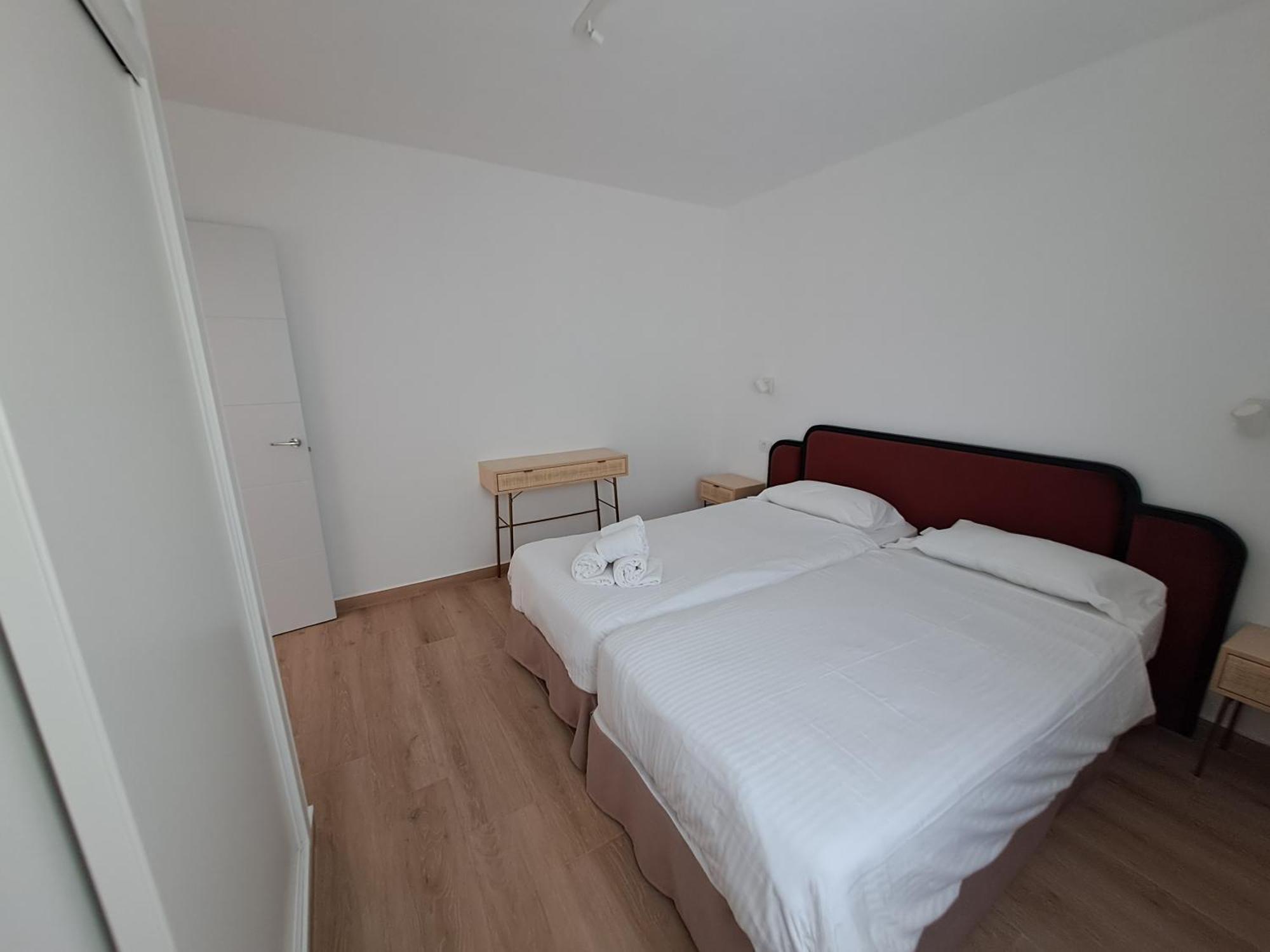 Homeforguest Apartamento 15 Con Terraza Y Piscina En คอร์ราเลโฮ ภายนอก รูปภาพ